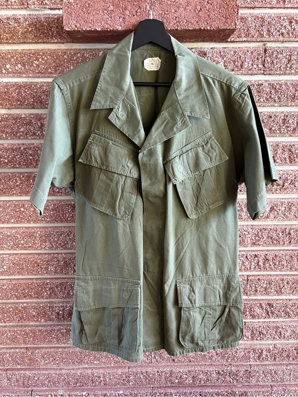 VERY RARE true vintage US Military Vietnam era short sleeve jungle jacket